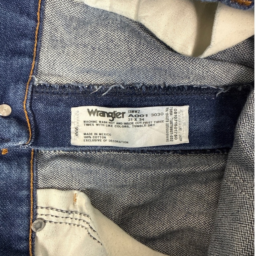 Vintage Wrangler Jeans Mens 31x34 Cowboy Cut 13MWZ Original Fit Dark Wash Denim - Picture 4 of 8